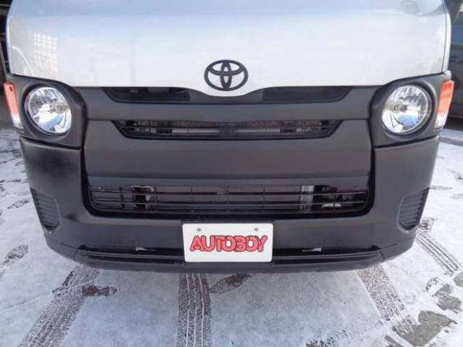 ハイエースバン2.8 DX ロング ディーゼルターボ 4WD　寒冷地仕様　415COBRA　丸目ヘッドライトキット　サファイアフロントリップスポイラー　ENCB16インチアルミ　トーヨーオープンカントリー　リアヒーター　リアエアコン 2800