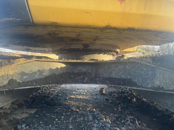 バックホーPC138US-8