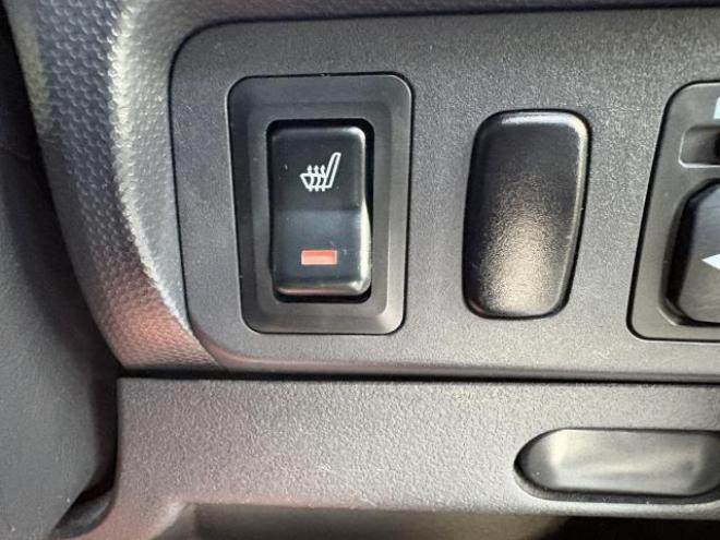 eKスポーツ（特別価格車）R ターボ 4WD 660 5Dr