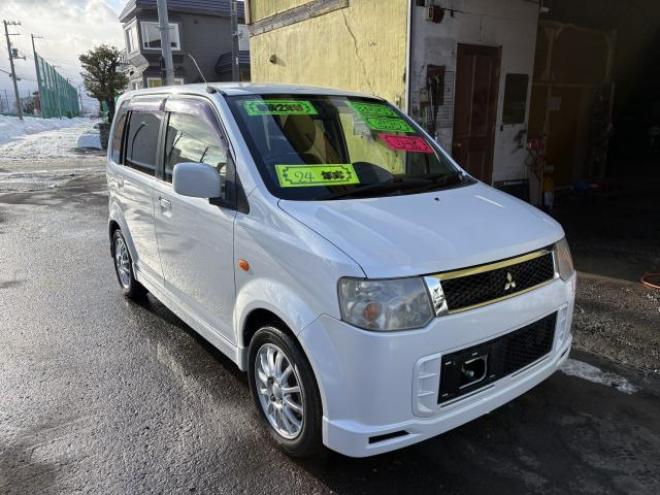 eKスポーツ（特別価格車）R ターボ 4WD 660 5Dr