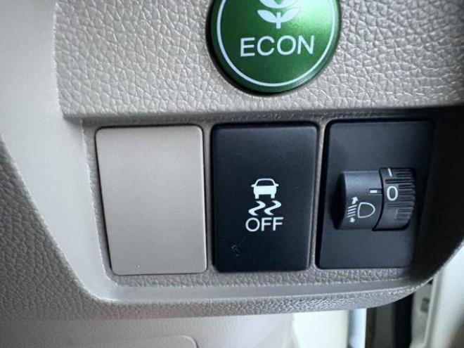 N-ONE（店長おすすめコミコミ車）G 4WD 660 5Dr