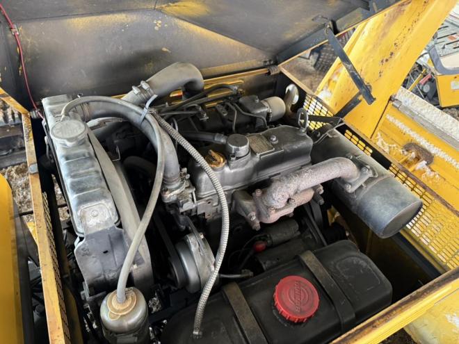 除雪機コバシ ST30 30馬力 ディーゼル除雪機 エンジン始動性抜群