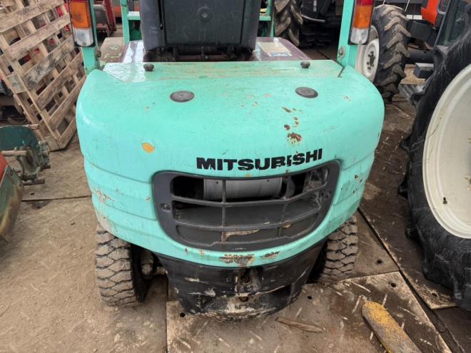 フォークリフト三菱 FG20 2トン 3段フルフリーマスト ダブルタイヤ 