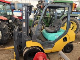 フォークリフト　コマツ FD25HW-15 2.5トンディーゼル ヒンジ付き ダブルタイヤ