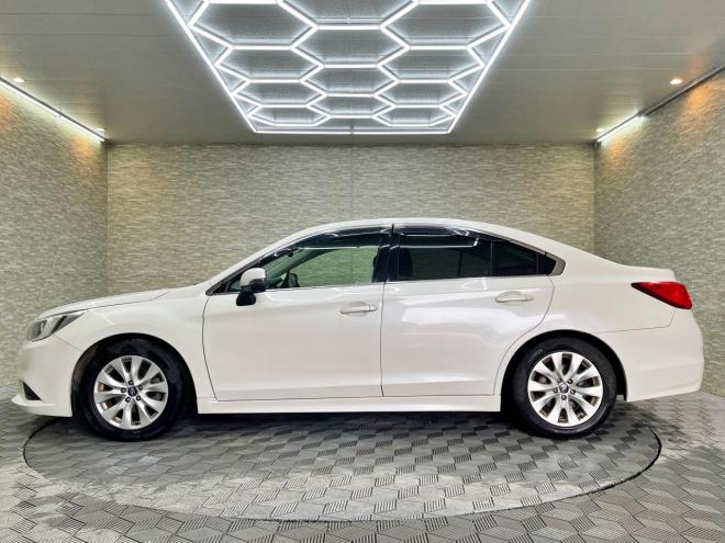 レガシィB4 2.5 4WD 5年保証 スマキー ナビTV Bカメ ETC ドラレコ  寒冷地仕様 禁煙 車検整備2年付 修復歴無