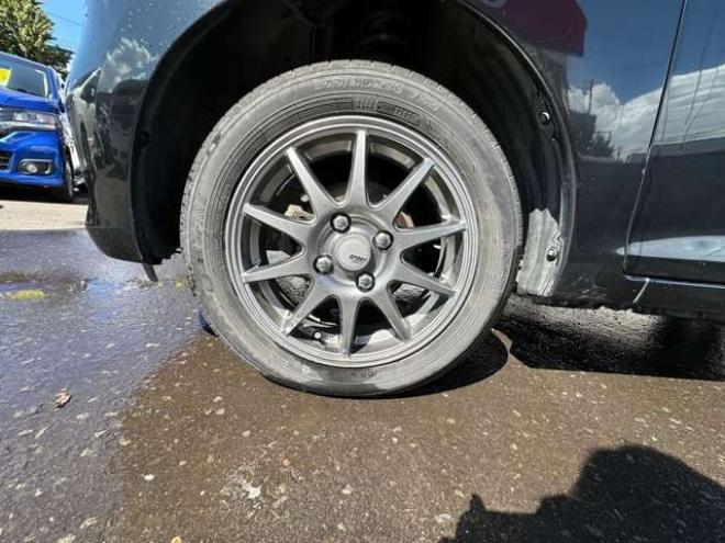 デイズX Vセレクション 4WD　SDナビ　Bluetooth　ワンセグTV　アイドリングストップ　シートヒーター　バックモニター　アランドビューモニター　横滑り防止装置　衝突軽減ブレーキ　社外アルミホイール夏 660