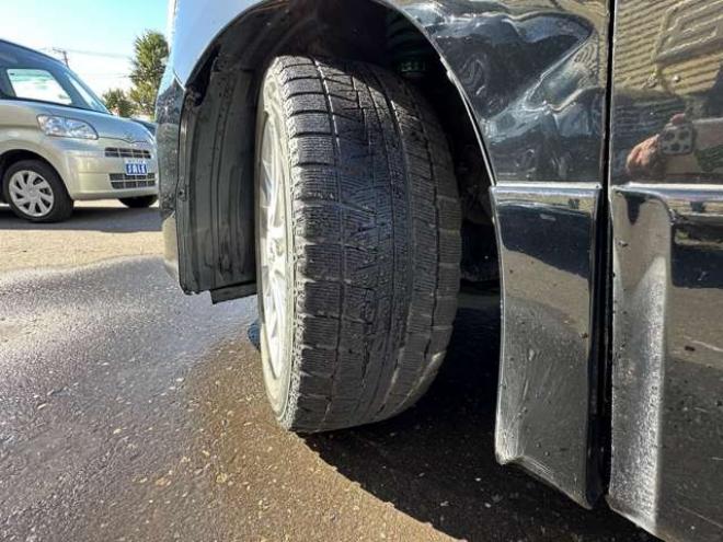 ヴェルファイア2.4 Z プラチナセレクション 4WD　両側パワースライドドア　パワーバックドア　スマートキーETC　ナビ　Bluetooth　地デジ　純正18インチアルミホイール夏　横滑り防止装置　コーナーセンサー　プッシュスタート 2400