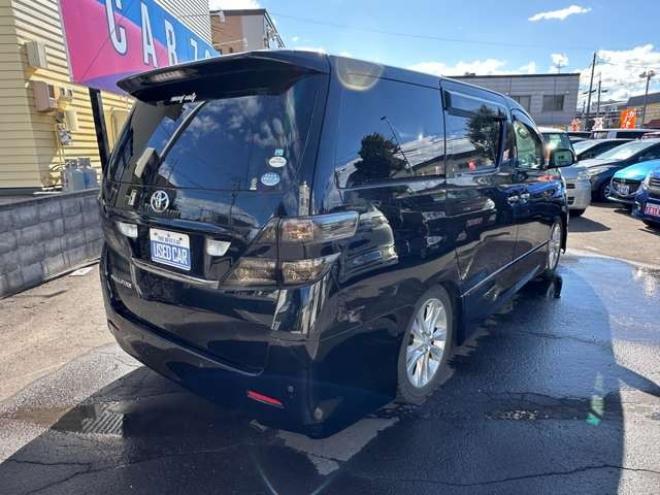 ヴェルファイア2.4 Z プラチナセレクション 4WD　両側パワースライドドア　パワーバックドア　スマートキーETC　ナビ　Bluetooth　地デジ　純正18インチアルミホイール夏　横滑り防止装置　コーナーセンサー　プッシュスタート 2400