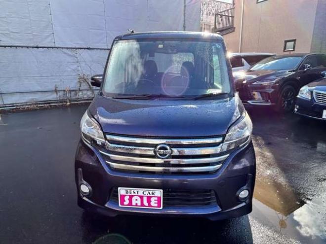 デイズルークスハイウェイスターX Gパッケージ 4WD　ナビフルセグTV　バックモニター　エンジンスターター　　　インテリジェントキー　パワースライドドア 660