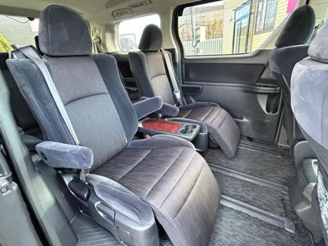 ヴェルファイア2.4 Z 4WD　両側パワースライドドア　ナビ　横滑り防止装置　コーナーセンサー　ビルトインETC　社外17インチアルミホイール冬　　バックモニター　プッシュスタート 2400