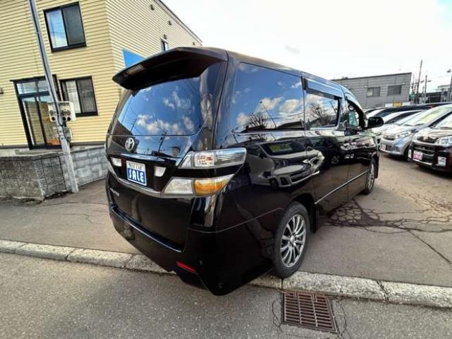 ヴェルファイア2.4 Z 4WD　両側パワースライドドア　ナビ　横滑り防止装置　コーナーセンサー　ビルトインETC　社外17インチアルミホイール冬　　バックモニター　プッシュスタート 2400