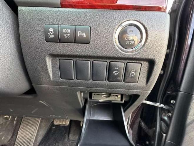 ヴェルファイア2.4 Z 4WD　片側パワースライドドア　寒冷地仕様　地デジ　Bluetooth　プッシュスタート　ETC　純正アルイホイール　社外アルミホイール冬　バックモニター　横滑り防止装置　コーナセンサー　インテリキー 2400