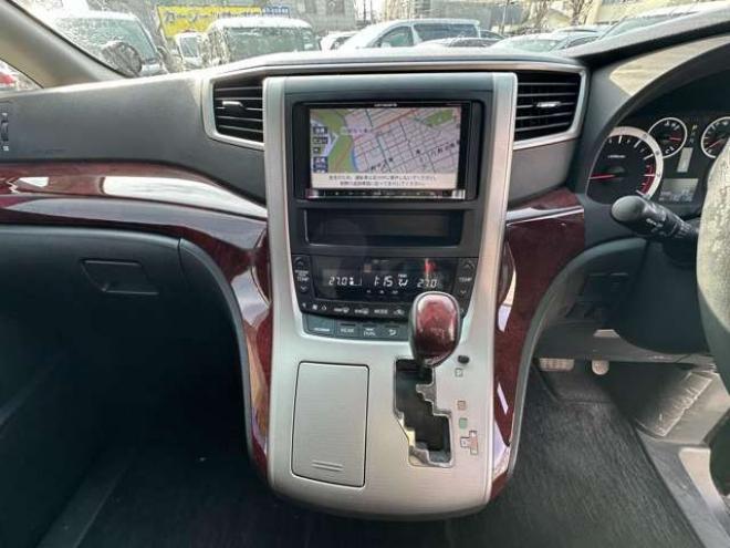 ヴェルファイア2.4 Z 4WD　片側パワースライドドア　寒冷地仕様　地デジ　Bluetooth　プッシュスタート　ETC　純正アルイホイール　社外アルミホイール冬　バックモニター　横滑り防止装置　コーナセンサー　インテリキー 2400