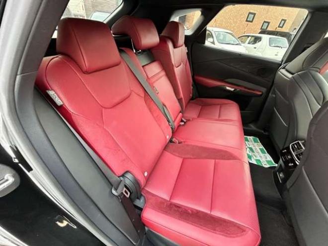 レクサスRX 350 Fスポーツ 4WD　レーダークルーズコントロール　ステアリングヒーター 2400