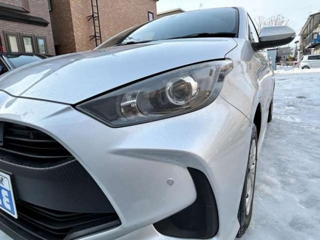 ヤリス1.5 X 4WD　衝突安全ボディー　オートライト　ナビバックモニター　ETC　衝突軽減ブレーキシステム　　レーンアシスト 1500