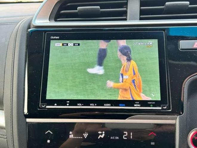 フィット1.5 ハイブリッド L ホンダセンシング 4WD　ナビバックモニターフルセグTV　センシング 1500