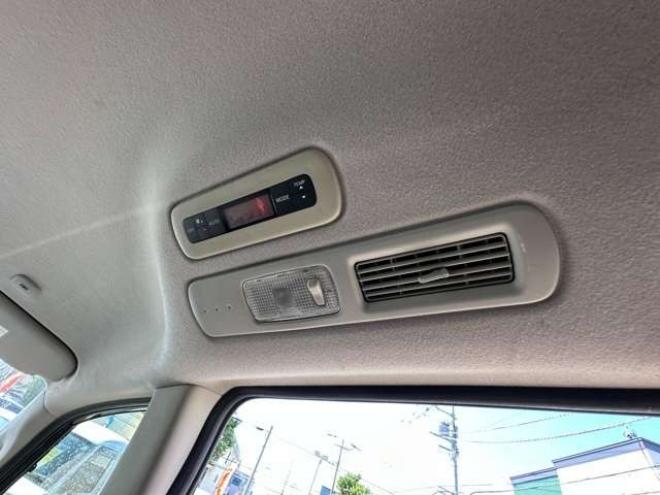 セレナ2.0 ハイウェイスター 4WD　ワンオーナー　両側ワンタッチオートスライドドア　ETC　横滑り防止装置　アイドリングストップ　バックモニター 2000