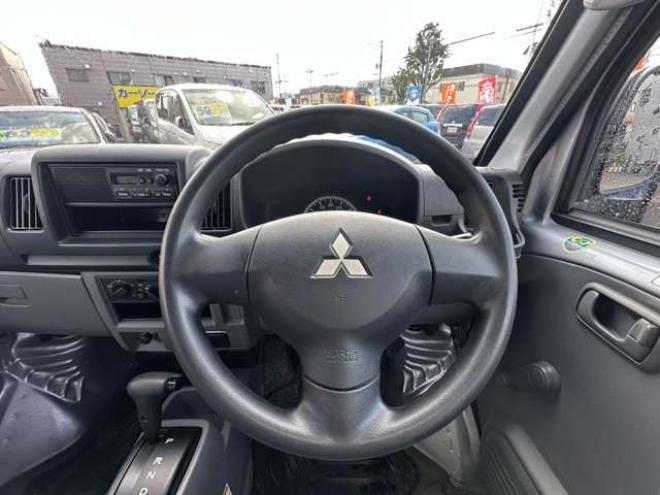 ミニキャブバン CD ハイルーフ 4WD　4WD切替スイッチ　FM/AMラジオ 660