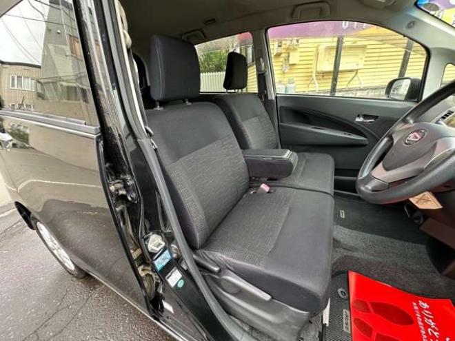 ムーヴカスタム X 4WD　社外CDオーディオ　純正アルミホイール夏　プッシュスタート　キーレスキー 660