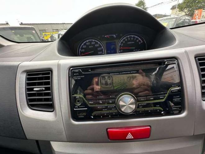 ムーヴカスタム X 4WD　社外CDオーディオ　純正アルミホイール夏　プッシュスタート　キーレスキー 660