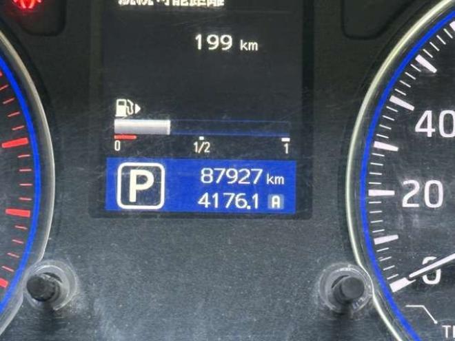 キャラバンNV350 2.5 プレミアムGX ロングボディ ディーゼルターボ 4WD　ナビ/Bカメラ/ETC/プッシュスタート 2500