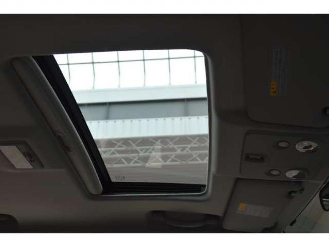 エスクード2.4 ランドブリーズ 4WD　特別仕様車サンルーフSDナビTVバックカメラ 2400