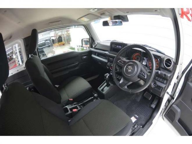 ジムニーXC 4WD　ワンオーナー4WDターボオートマチックセーフティサポート搭載デュアルセンサーブレーキサポート誤発信抑制機能ドライブレコーダーLEDライトクルーズコントロール 660