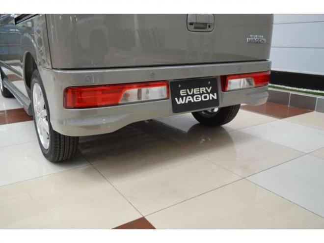 エブリィワゴン PZターボ 4WD　届出済未使用車4WDターボハイルーフスズキセーフティサポート純正バックカメラ付ディスプレイオーディオ左オートスライドドアハイビームアシストLEDライト横滑り防止装置シートヒーター 660