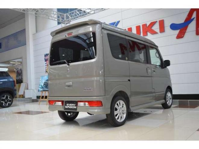 エブリィワゴン PZターボ 4WD　届出済未使用車4WDターボハイルーフスズキセーフティサポート純正バックカメラ付ディスプレイオーディオ左オートスライドドアハイビームアシストLEDライト横滑り防止装置シートヒーター 660