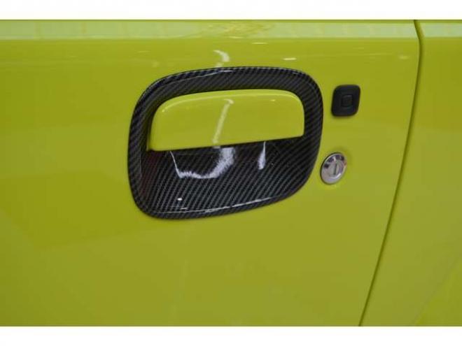 ジムニーXC 4WD　ワンオーナー車5速マニュアル4WDターボセーフティサポート搭載8インチナビTVドライブレコーダーLEDライトETCクルーズコントロール純正マットフラップ 660