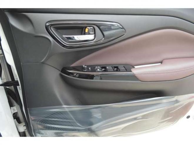 フロンクス1.5 4WD　ハイブリット4WDセーフティサポート搭載4WDスズキコネクト対応通信機装着車アダプティブクルーズコントロール全方位モニター付き9インチナビTVバックカメラハイビームアシストLEDライト 登録済未使用車 1500