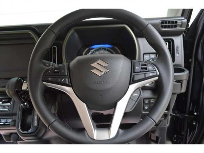 ハスラータフワイルド 4WD　ワンオーナー特別仕様車ハイブリッド4WDセーフティサポート搭載アイドリングストップデュアルカメラブレーキサポート後退時ブレーキサポート横滑り防止装置ハイビームアシストLEDアダプティブクルーズコントロール 660