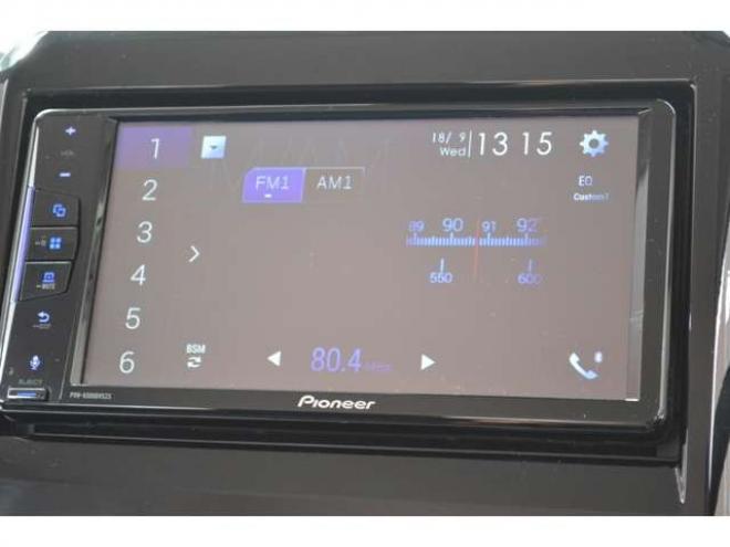 クロスビー1.0 ハイブリッド MZ 4WD　ワンオーナー車ハイブリット4WDターボセーフティサポート搭載パドルシフト横滑り防止装置クルーズコントロールLEDライト純正ディスプレイオーディオ 1000