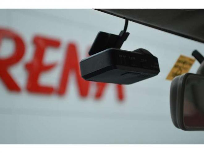 ジムニーランドベンチャー 4WD　ワンオーナー特別仕様車5速マニュアル4WDターボハーフレザーシートヒーターETCドライブレコーダー 660