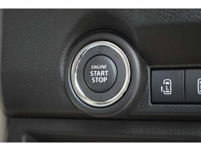 ワゴンRスマイルハイブリッド X 4WD　クリームコーデセーフティサポートスズキコネクト対応9インチ全方位ナビLEDハイブリット4WDセーフティサポート搭載アイドリングストップハイビームアシストLEDライト両側オートスライドドアパーキングセンサー 登録済未使用車 660