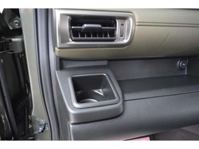 クロスビー1.2 ハイブリッド MZ アップグレードパッケージ装着車 4WD　ハイブリッド4WDセーフティサポート搭載スズキコネクト対応通信機装着車アップグレードパッケージ全方位モニター付9インチナビTVバックカメラアダプティブクルーズコントロールLEDライト 登録済未使用車 1200