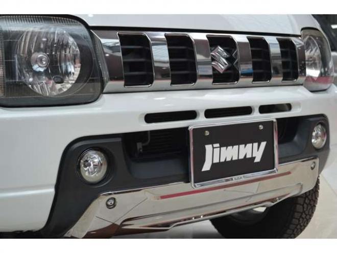 ジムニーランドベンチャー 4WD　ワンオーナー特別仕様車パートタイム4WDターボSDナビTVハーフレザーシートヒーター禁煙車マッドフラップ純正16インチアルミホイル 660