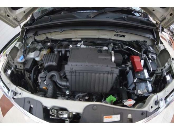 ハスラーJスタイル 4WD　ワンオーナー特別仕様車ハイブリッド4WDセーフティサポート搭載横滑り全方位モニター付9インチナビTVバックカメラ横滑り防止装置ハイビームアシストLEDビルトインETC 660