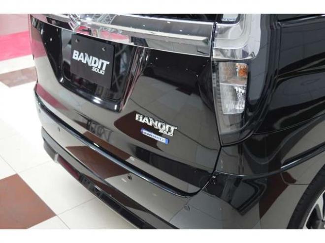 ソリオ1.2 バンディット ハイブリッド MV 4WD　ワンオーナー車ハイブリッド4WDセーフティサポート搭載アイドリングストップ両側オートスライドドア8インチナビTVアダプティブクルーズコントロールハイビームアシストLEDヘッドアップディスプレイ 1200