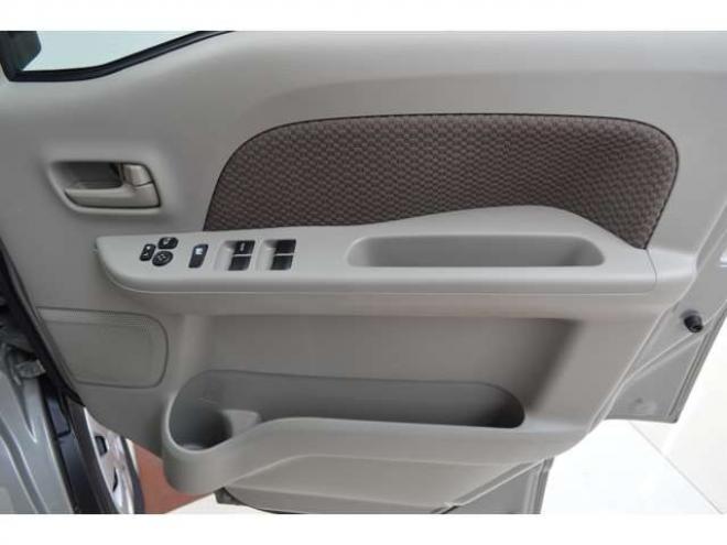 エブリィジョイン ハイルーフ 4WD　ワンオーナー車ハイルーフ4WDセーフティサポート搭載アイドリングストップCVTマチック横滑り防止装置ハイビームアシストLEDライトスライドドアクローザー 660