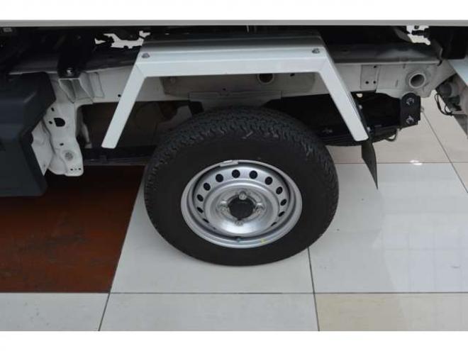 キャリー浅底ダンプ 1方開 4WD　浅底ダンプワンオーナー車5速マニュアルセーフティサポート搭載デュアルセンサーブレーキサポート誤発信抑制機能横滑り防止装置キーレスエントリー電動油圧式ダンプ 660