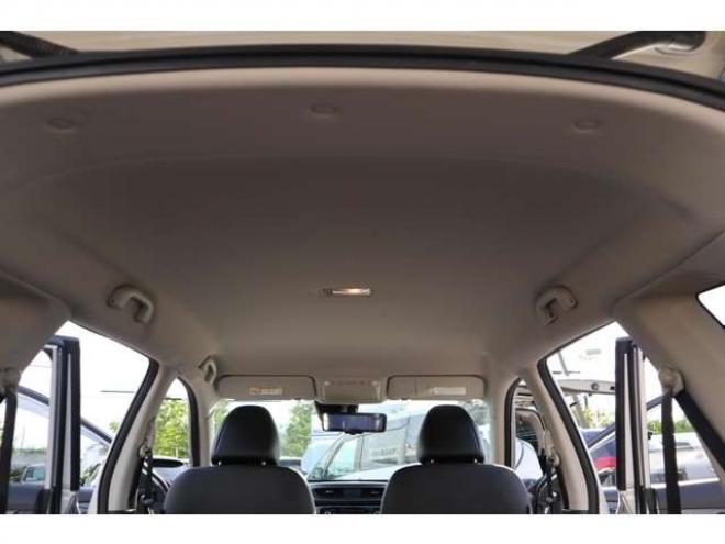 エクストレイル2.0 20S ハイブリッド 4WD　純正フルセグナビ　全方位モニター　ETC インテリジェントルームミラー　ヒルディセントコントロール 2000