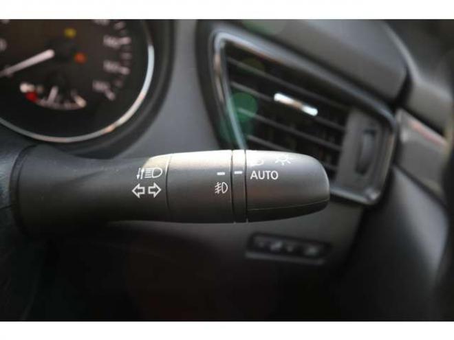 エクストレイル2.0 20S ハイブリッド 4WD　純正フルセグナビ　全方位モニター　ETC インテリジェントルームミラー　ヒルディセントコントロール 2000