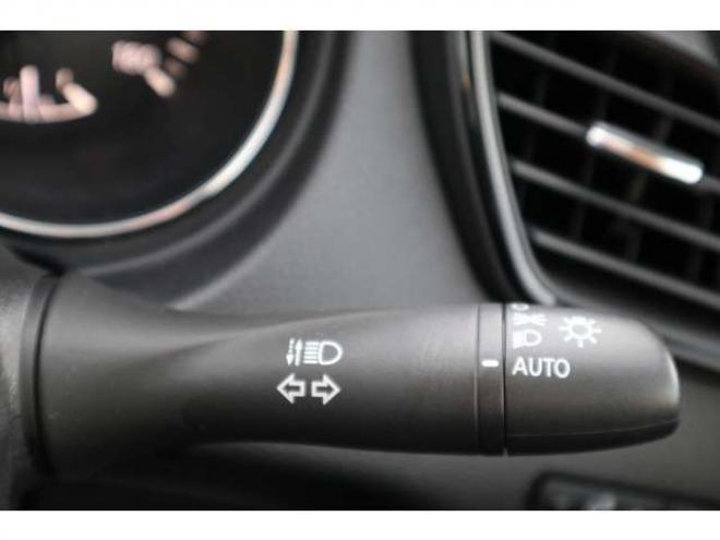 エクストレイル2.0 20S ハイブリッド 4WD　純正フルセグナビ　ETC　アラウンドビューカメラ　パーキングアシスト　ヒルディセントコントロール　クルーズコントロール　パーキングソナー 2000