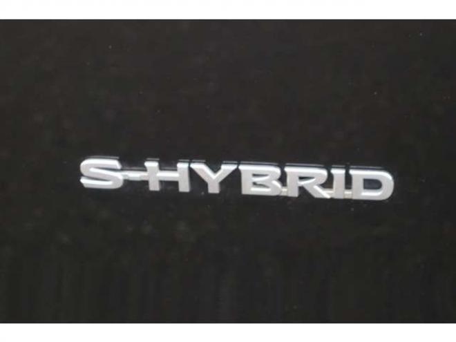 セレナ2.0 B 4WD　社外CDプレイヤー　アラウンドビューモニター　クルーズコントロール　エマージェンシーブレーキ　車線逸脱防止支援　パーキングセンサー 2000