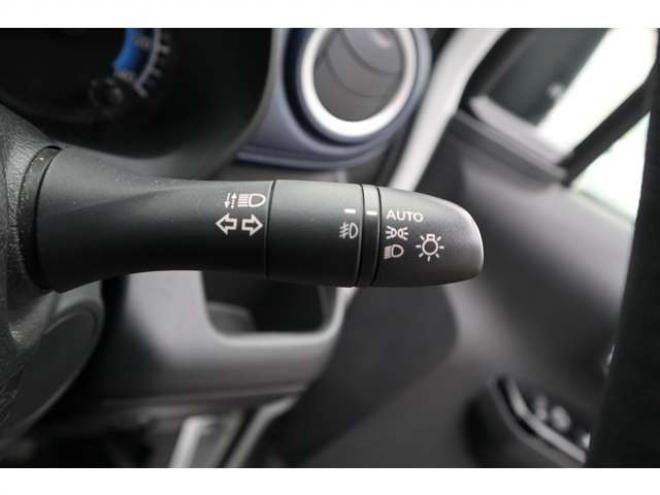 デイズハイウェイスターX 4WD　社外フルセグナビ　アラウンドビューモニター　LEDヘッドライト　シートヒーター　エマージェンシーブレーキ　車線逸脱警報機能 660