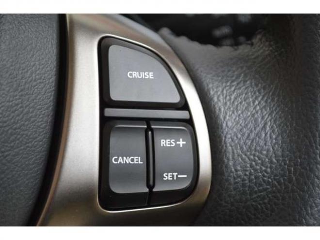 ハスラーJスタイルIIIターボ 4WD　1オーナー　特別仕様　4WD　ターボ　衝突軽減ブレーキ　CDプレイヤー　クルーズコントロール　LEDヘッドライト　オートエアコン　シートヒーター 660