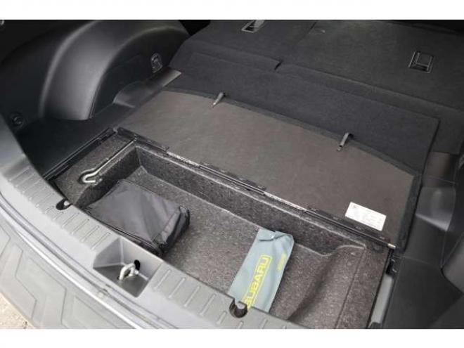 インプレッサXV2.0i-L アイサイト 4WD　純正ナビ　バックカメラ　ETC 前側ドラレコ 2000