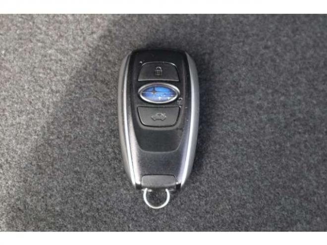 インプレッサXV2.0i-L アイサイト 4WD　純正ナビ　バックカメラ　ETC 前側ドラレコ 2000