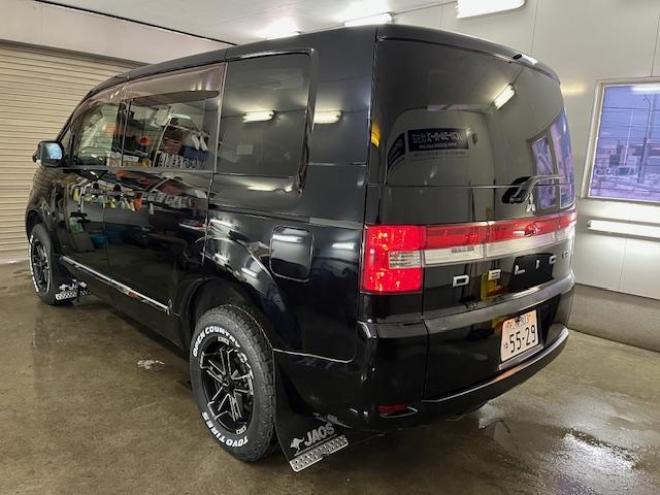 デリカＤ：５　本州仕入　ワンオーナー　寒冷地仕様　禁煙車　両側パワースライドドア　アルパインリアモニター　新品ＴＯＹＯホワイトレター　新品ＪＡＯＳブラックマッドガード　社外１６ＡＷ＋スタッドレスタイヤ付　ＥＴＣ 4WD 2400 5Dr